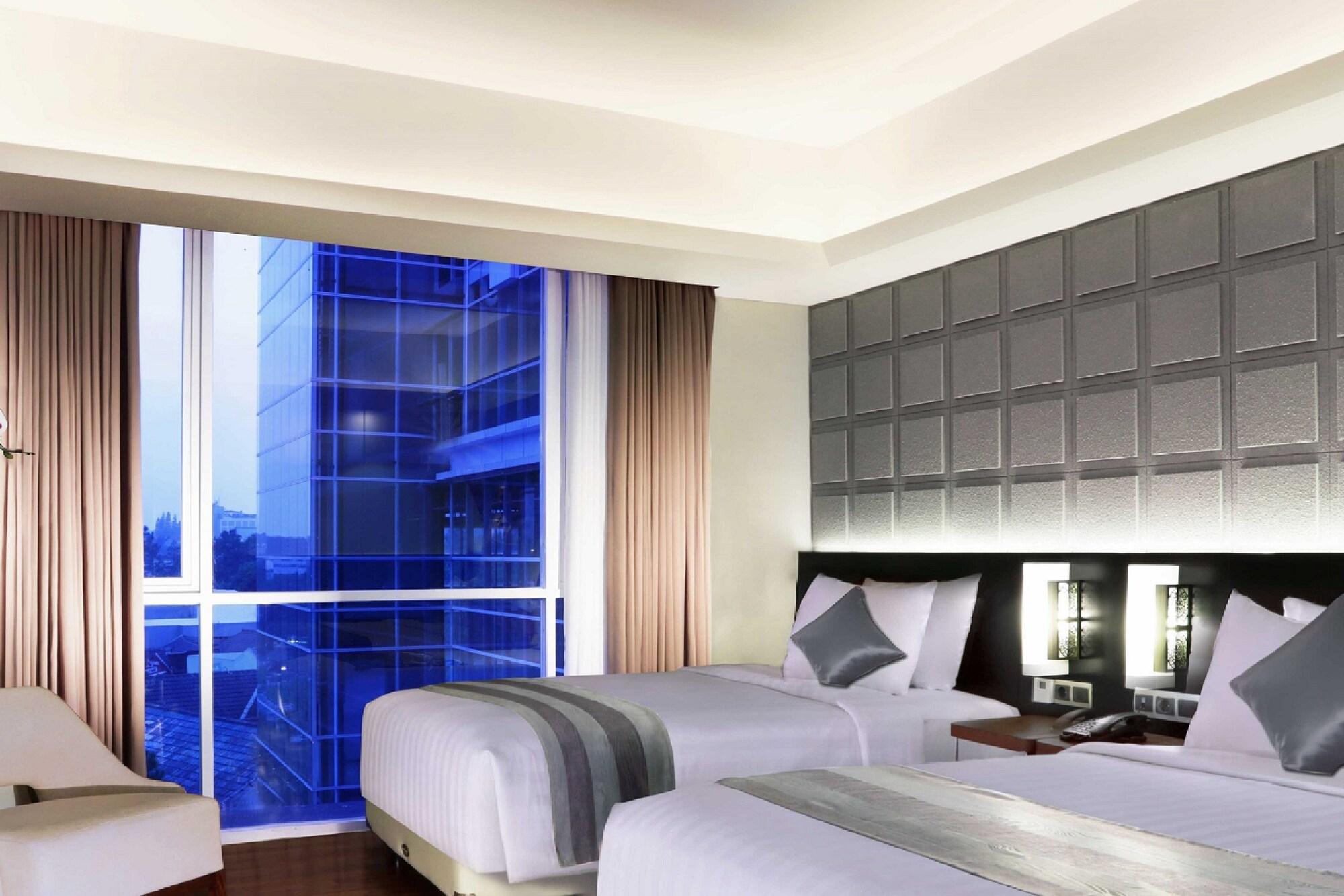 Aston Pasteur Hotel Bandung Ngoại thất bức ảnh
